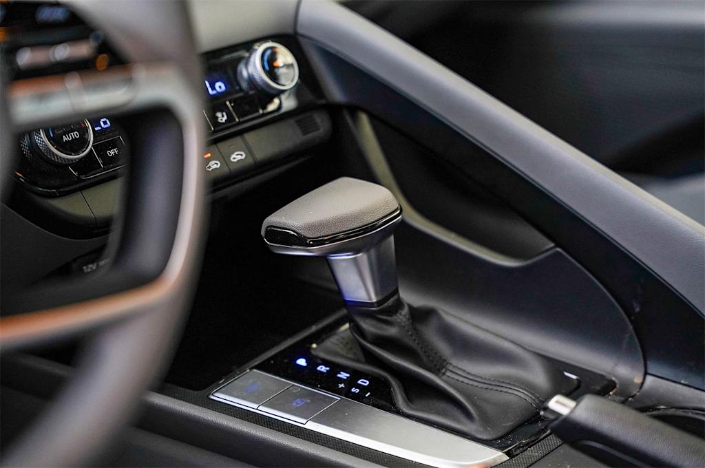 Thumbnail: 2023 Hyundai Elantra - 11