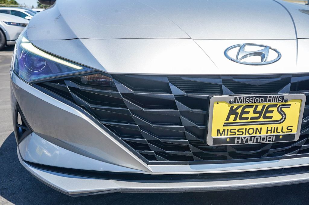 Thumbnail: 2021 Hyundai Elantra - 21