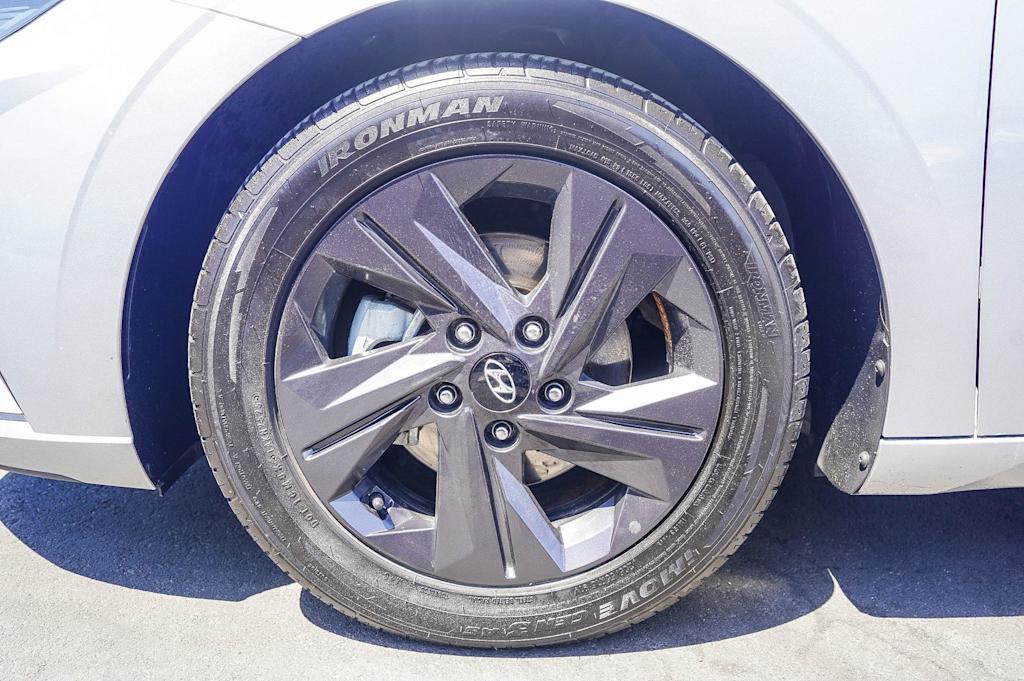Thumbnail: 2021 Hyundai Elantra - 19