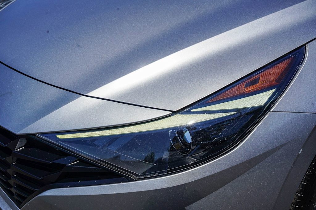 Thumbnail: 2021 Hyundai Elantra - 20