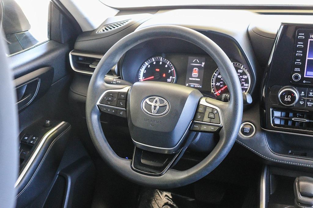 Thumbnail: 2021 Toyota Highlander - 9