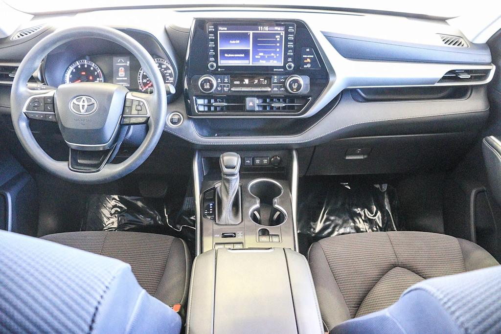 Thumbnail: 2021 Toyota Highlander - 2