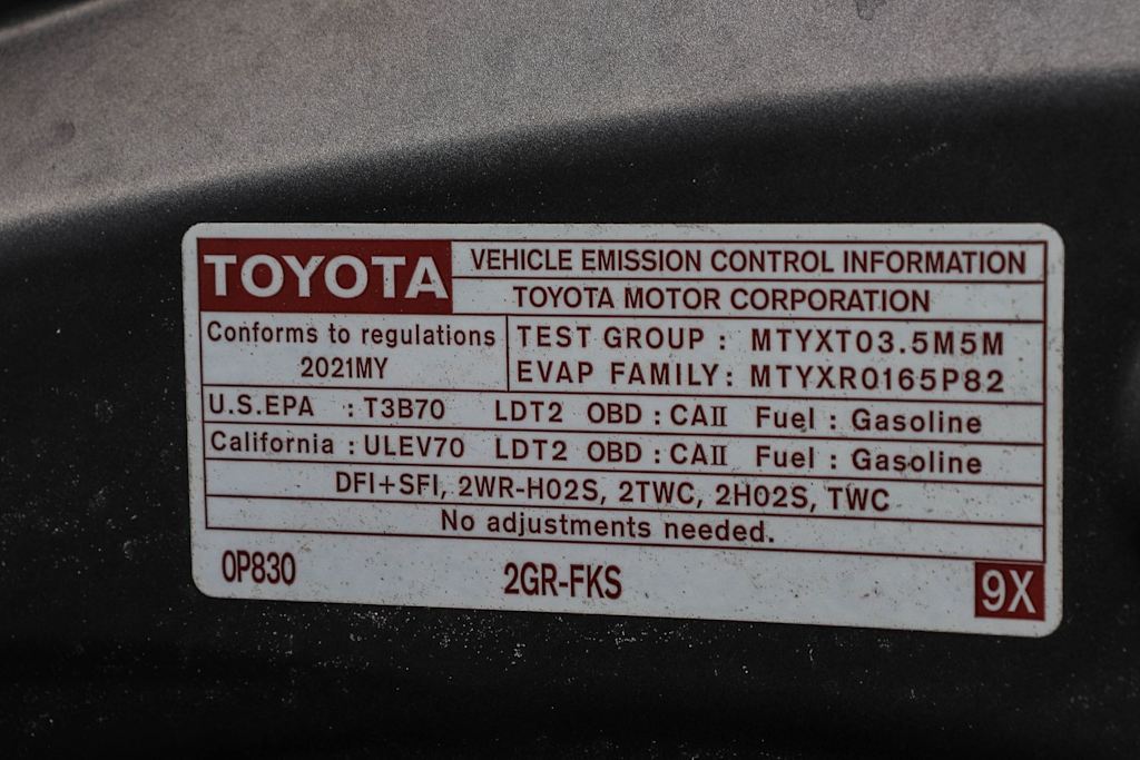 Thumbnail: 2021 Toyota Highlander - 17