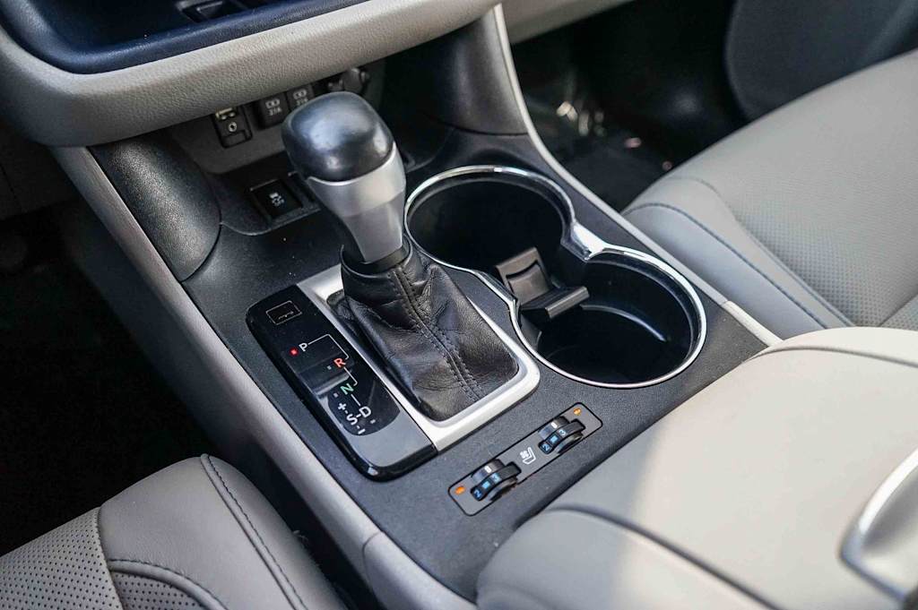 Thumbnail: 2017 Toyota Highlander - 27