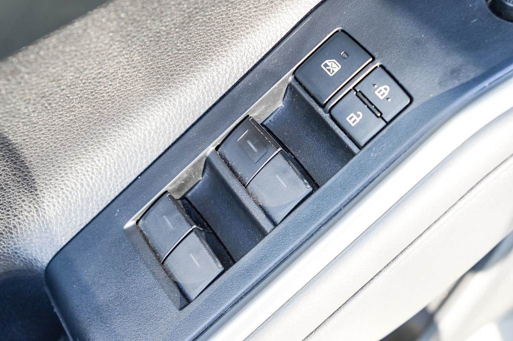 Thumbnail: 2021 Toyota Highlander - 17