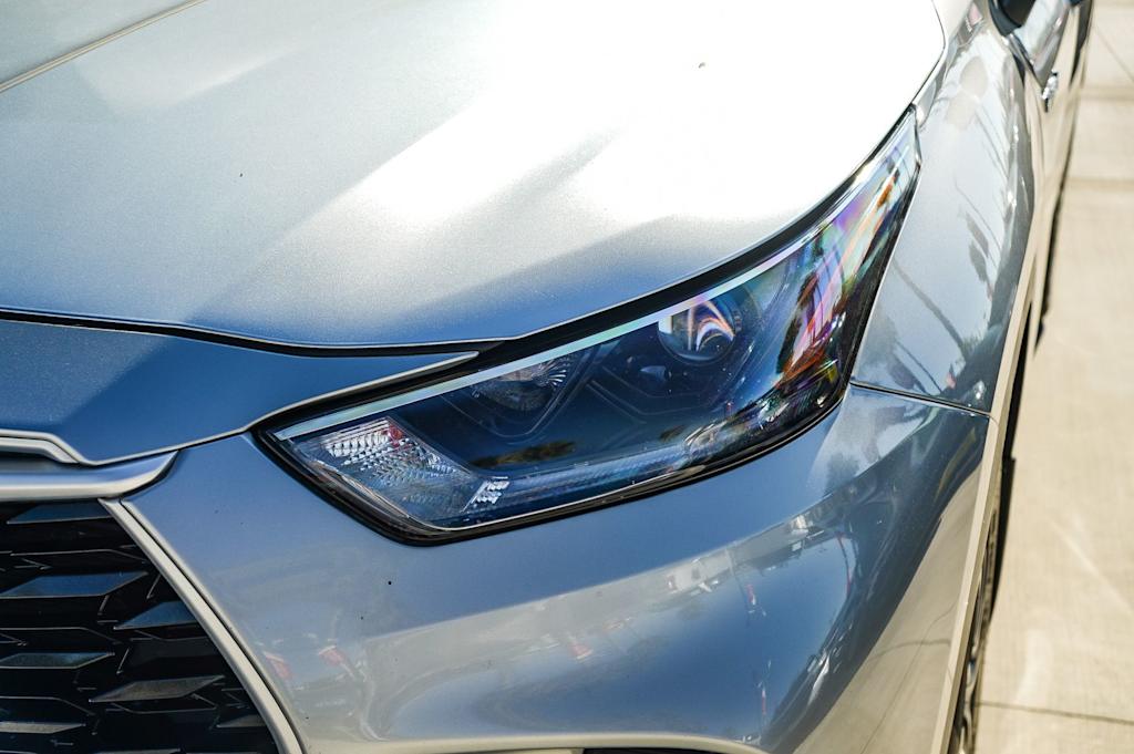 Thumbnail: 2021 Toyota Highlander - 22