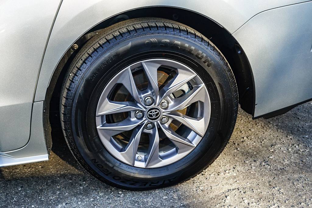 Thumbnail: 2024 Toyota Sienna - 7