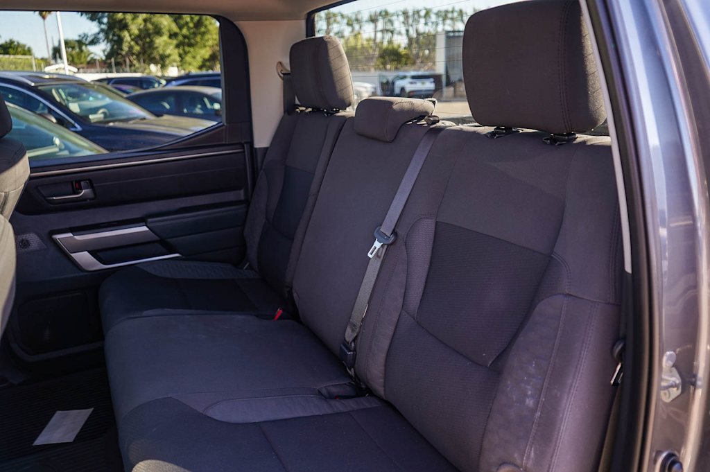 Thumbnail: 2024 Toyota Tundra - 10