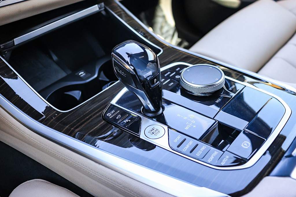 Thumbnail: 2021 BMW X5 - 13
