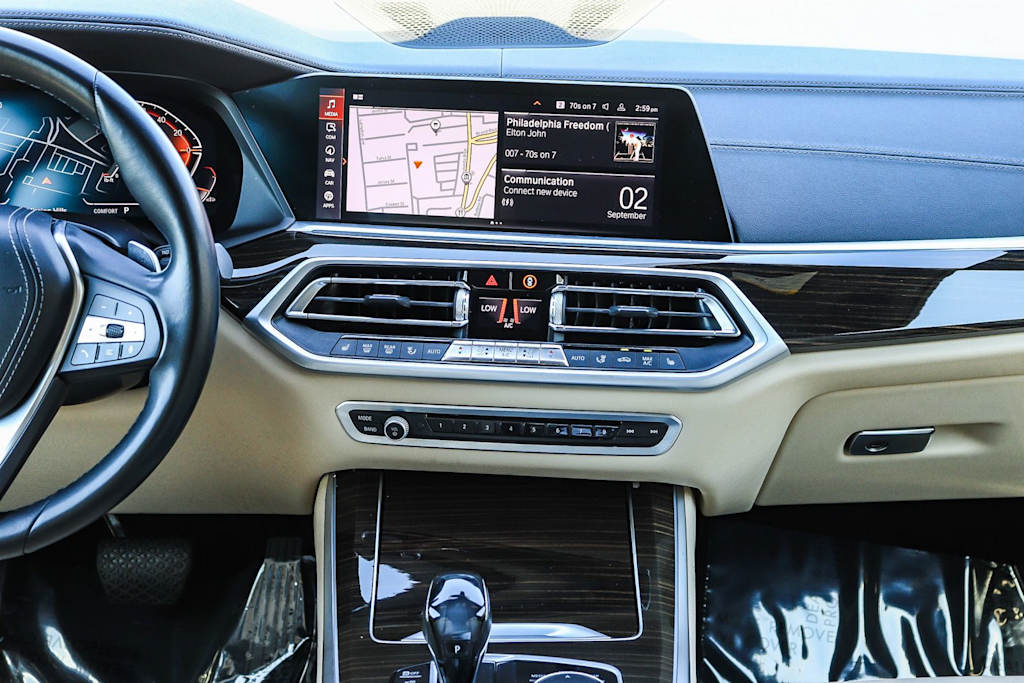 Thumbnail: 2021 BMW X5 - 12