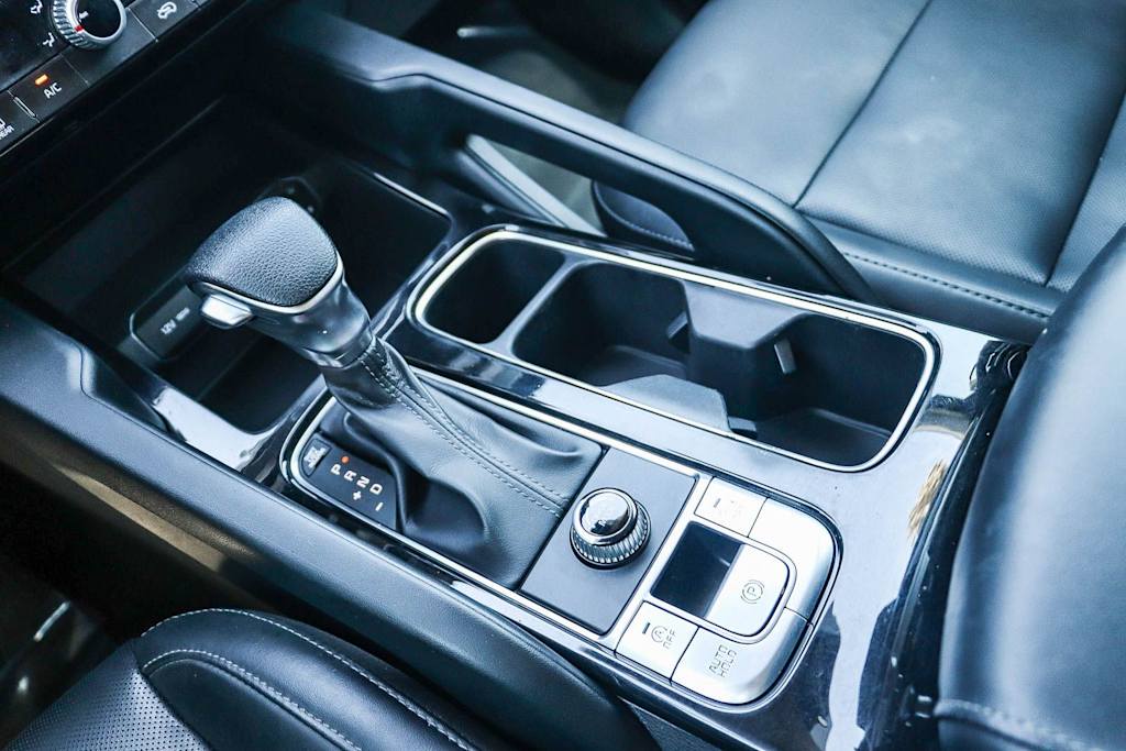 Thumbnail: 2020 Kia Telluride - 25
