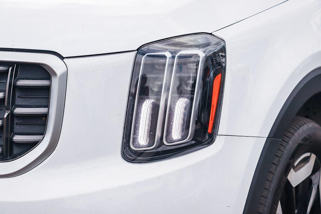 Thumbnail: 2023 Kia Telluride - 8