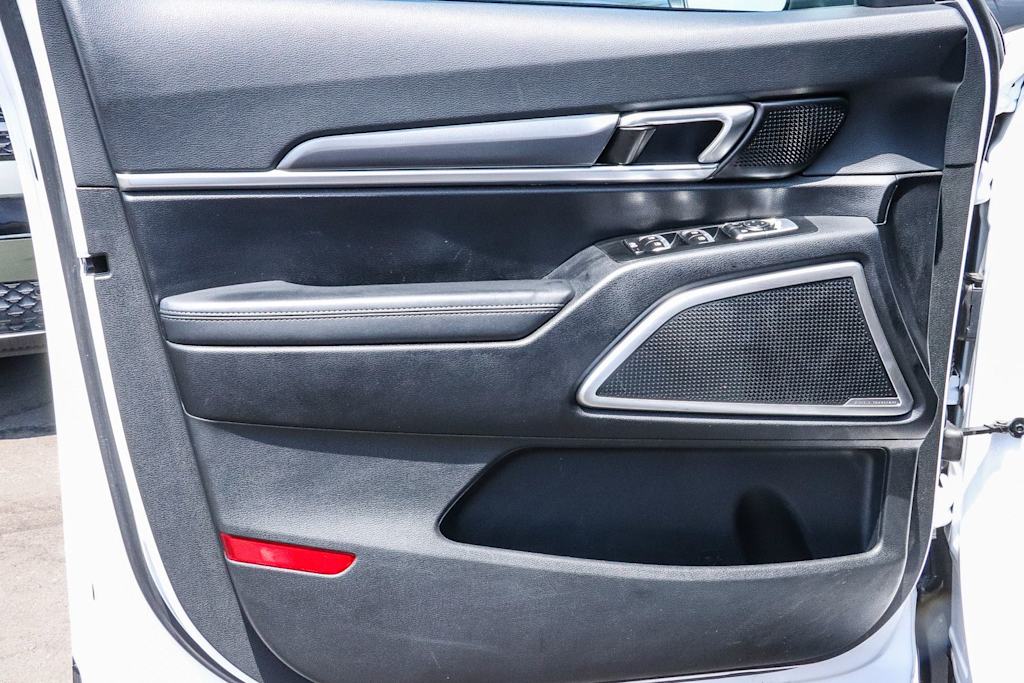 Thumbnail: 2023 Kia Telluride - 25