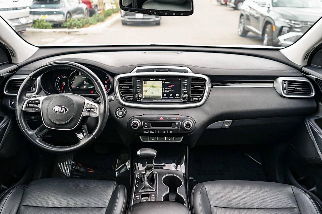 Thumbnail: 2020 Kia Sorento - 2