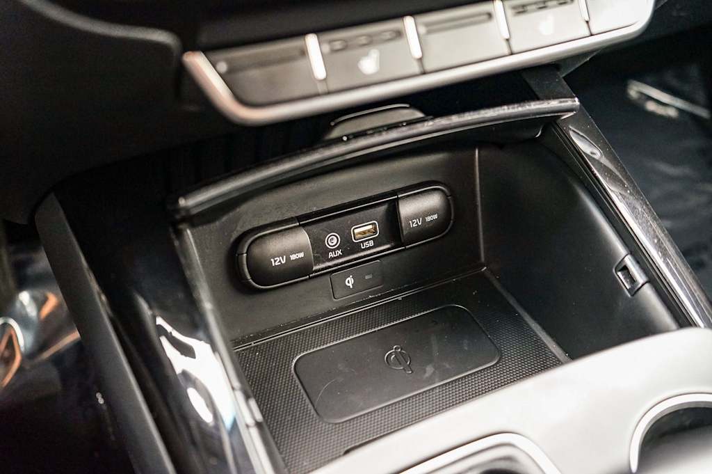 Thumbnail: 2020 Kia Sorento - 30