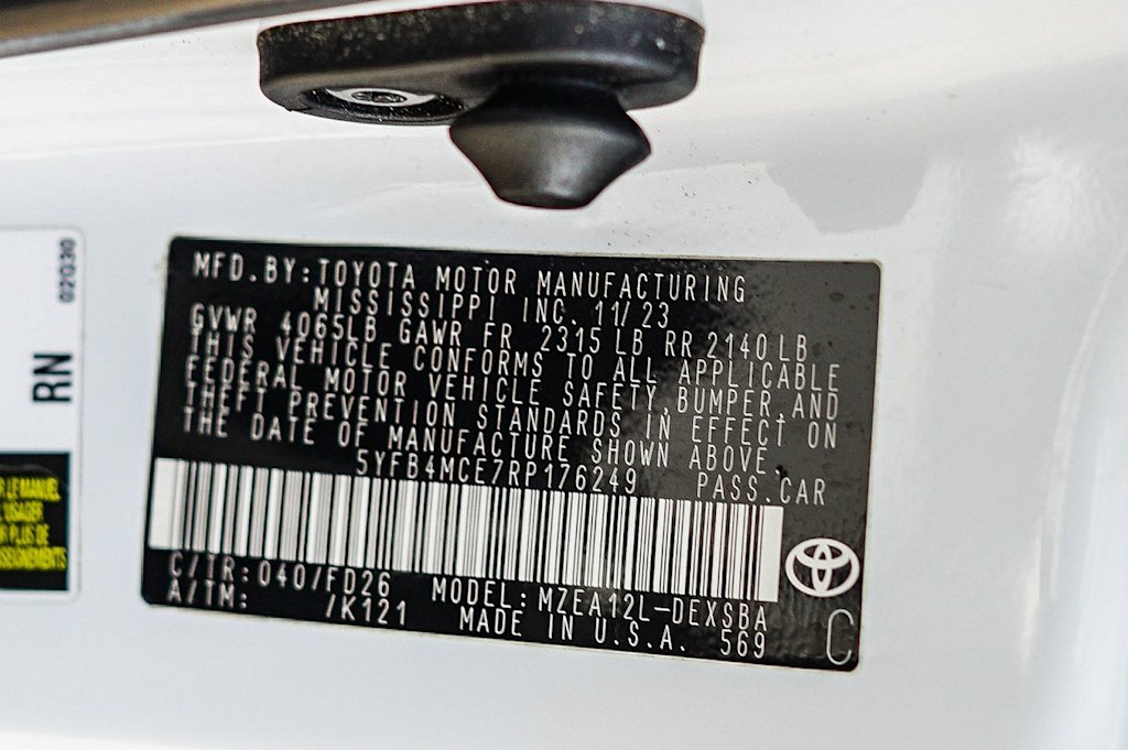 Thumbnail: 2024 Toyota Corolla - 26