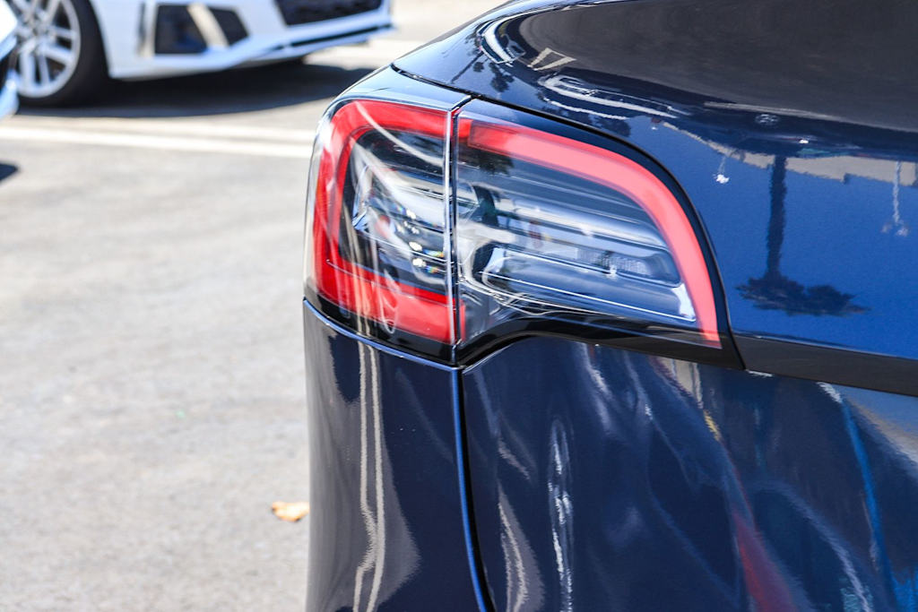 Thumbnail: 2020 Tesla Model 3 - 19