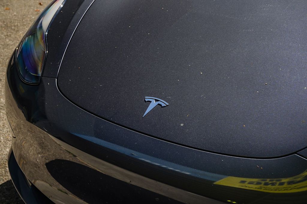 Thumbnail: 2023 Tesla Model 3 - 5