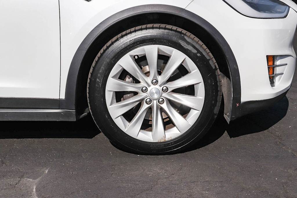 Thumbnail: 2019 Tesla Model X - 5