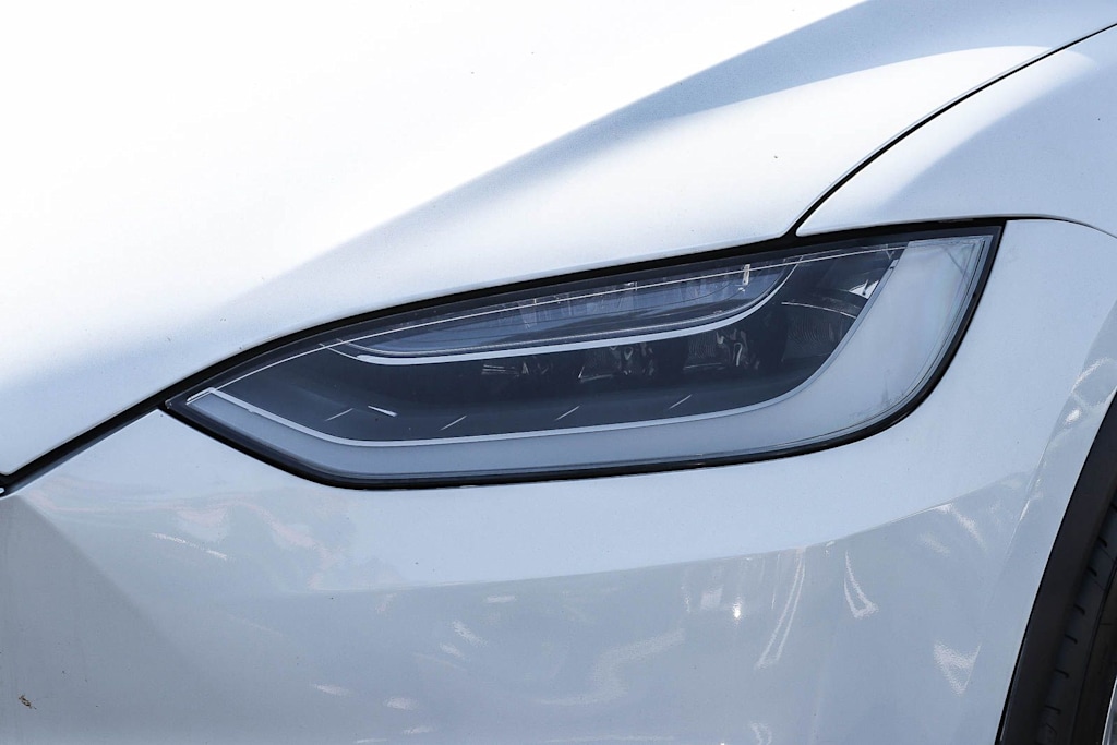 Thumbnail: 2019 Tesla Model X - 9