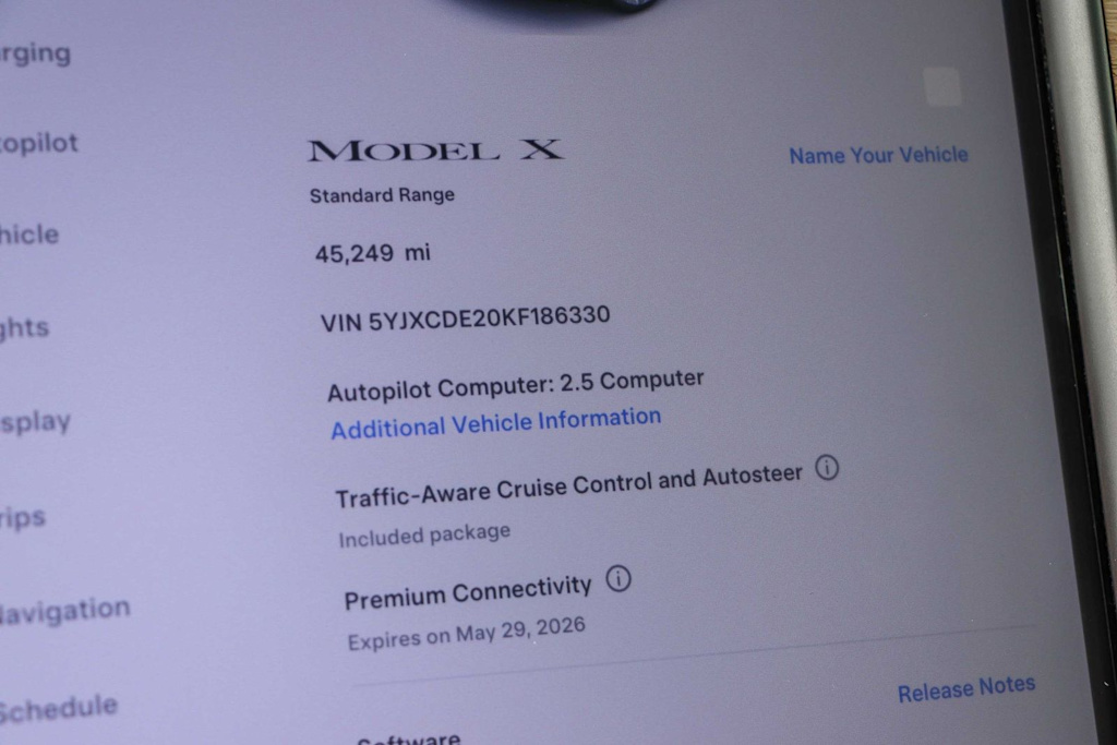 Thumbnail: 2019 Tesla Model X - 24