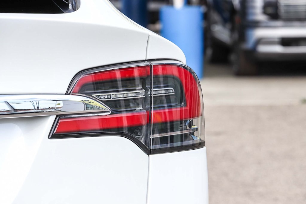 Thumbnail: 2019 Tesla Model X - 19