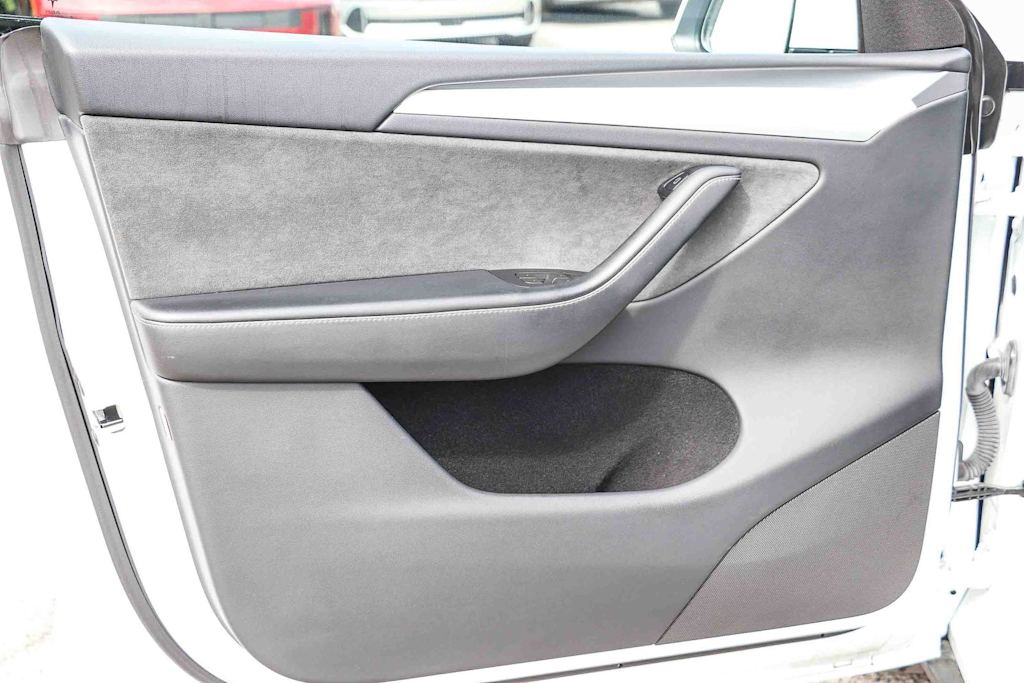 Thumbnail: 2023 Tesla Model Y - 22