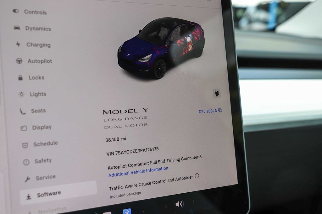 Thumbnail: 2023 Tesla Model Y - 24