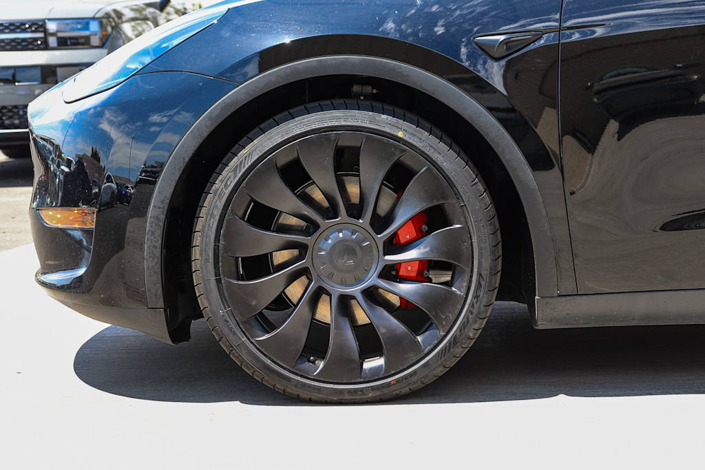 Thumbnail: 2023 Tesla Model Y - 7
