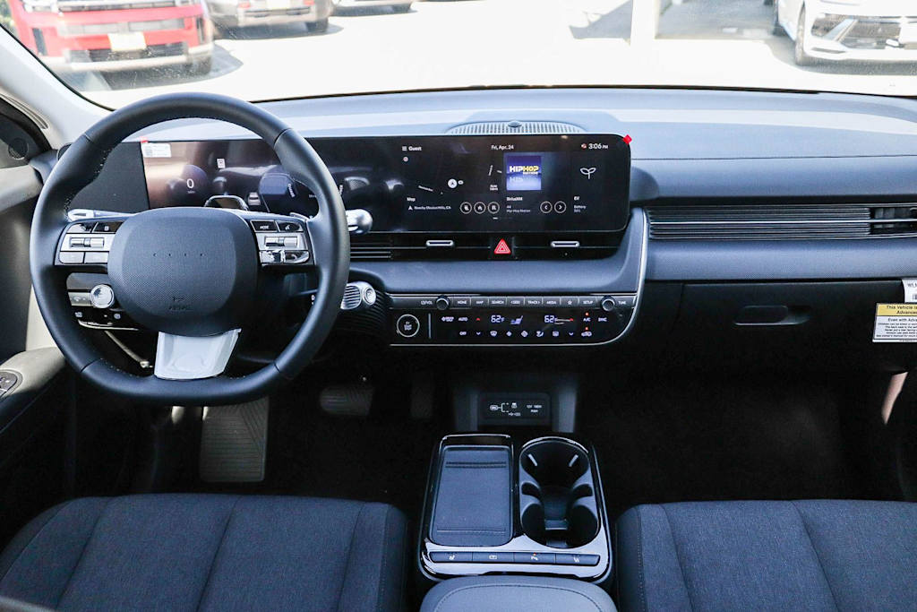 Thumbnail: 2026 Hyundai Ioniq 5 - 2