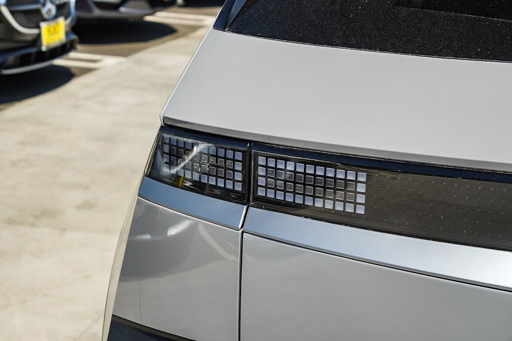Thumbnail: 2026 Hyundai Ioniq 5 - 6