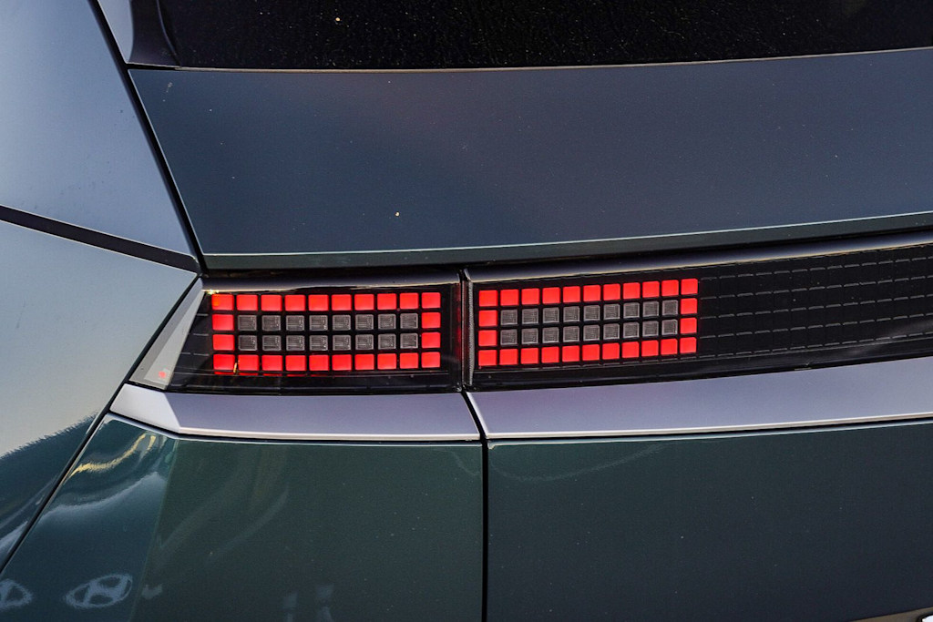 Thumbnail: 2026 Hyundai Ioniq 5 - 18