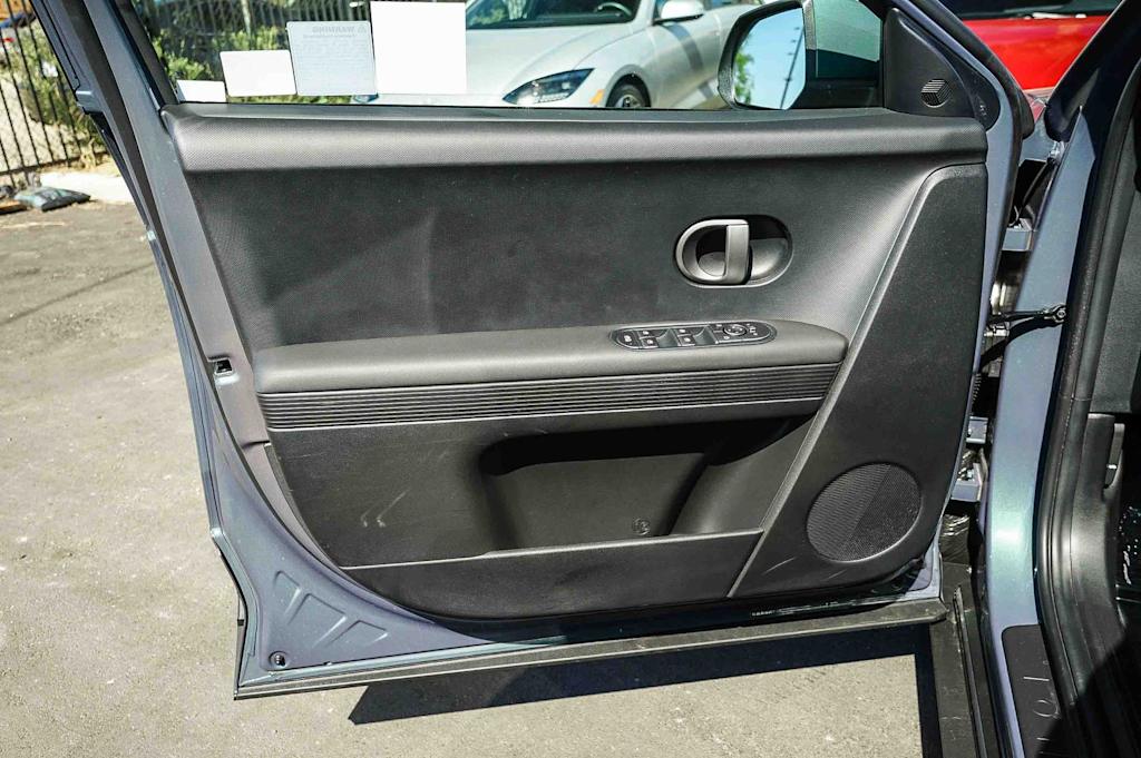 Thumbnail: 2026 Hyundai Ioniq 5 - 24