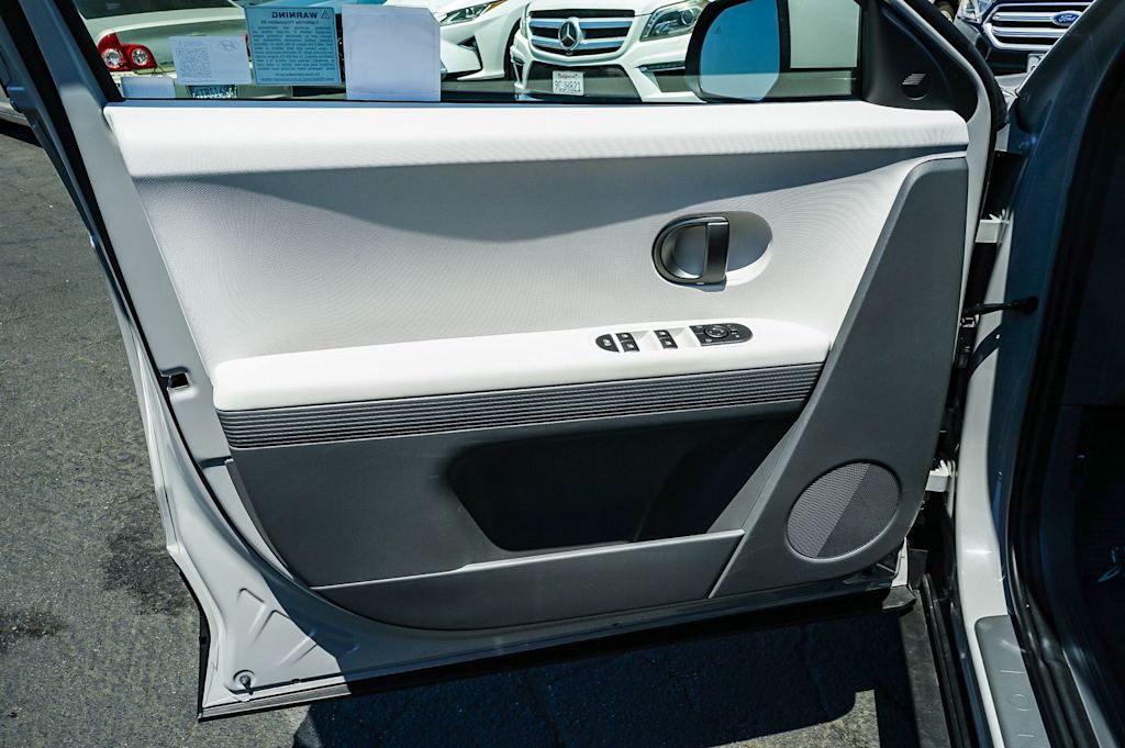 Thumbnail: 2026 Hyundai Ioniq 5 - 26