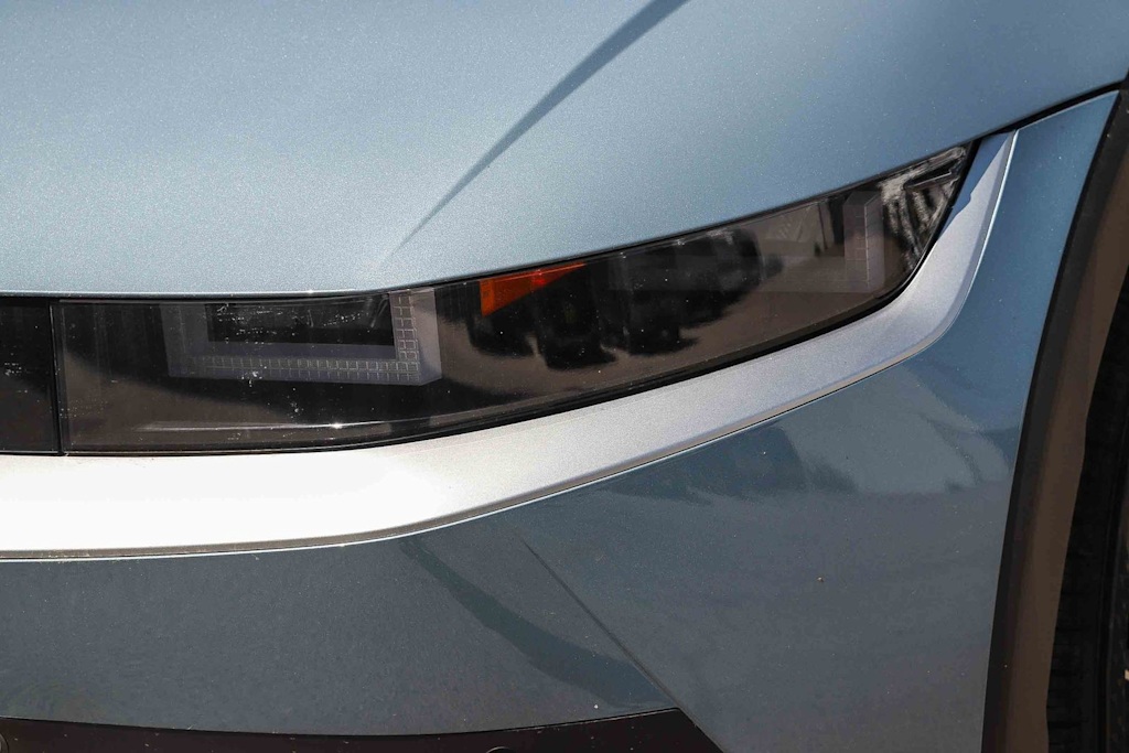 Thumbnail: 2026 Hyundai Ioniq 5 - 14