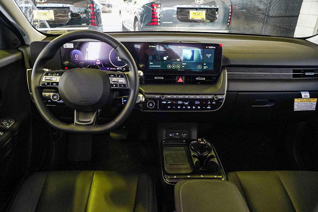 Thumbnail: 2026 Hyundai Ioniq 5 - 2
