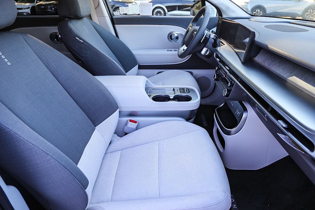 Thumbnail: 2026 Hyundai Ioniq - 9