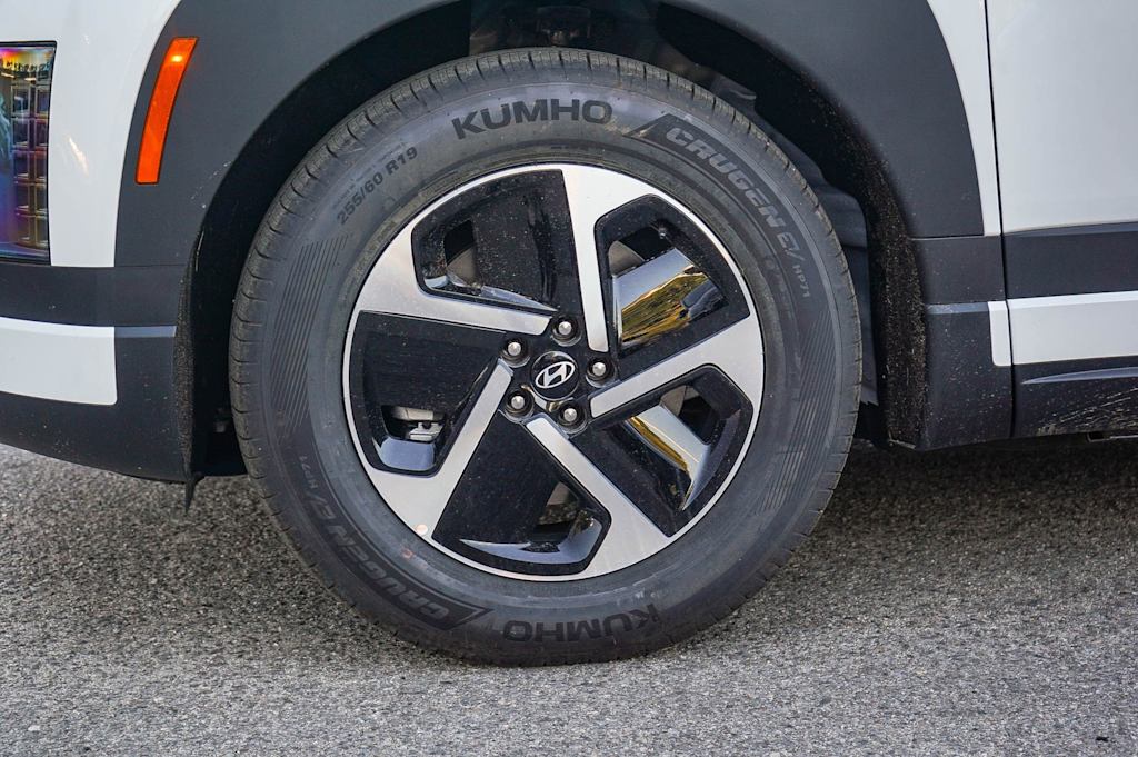 Thumbnail: 2026 Hyundai Ioniq - 17