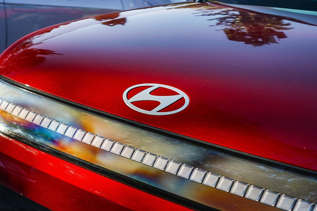 Thumbnail: 2026 Hyundai Ioniq - 6