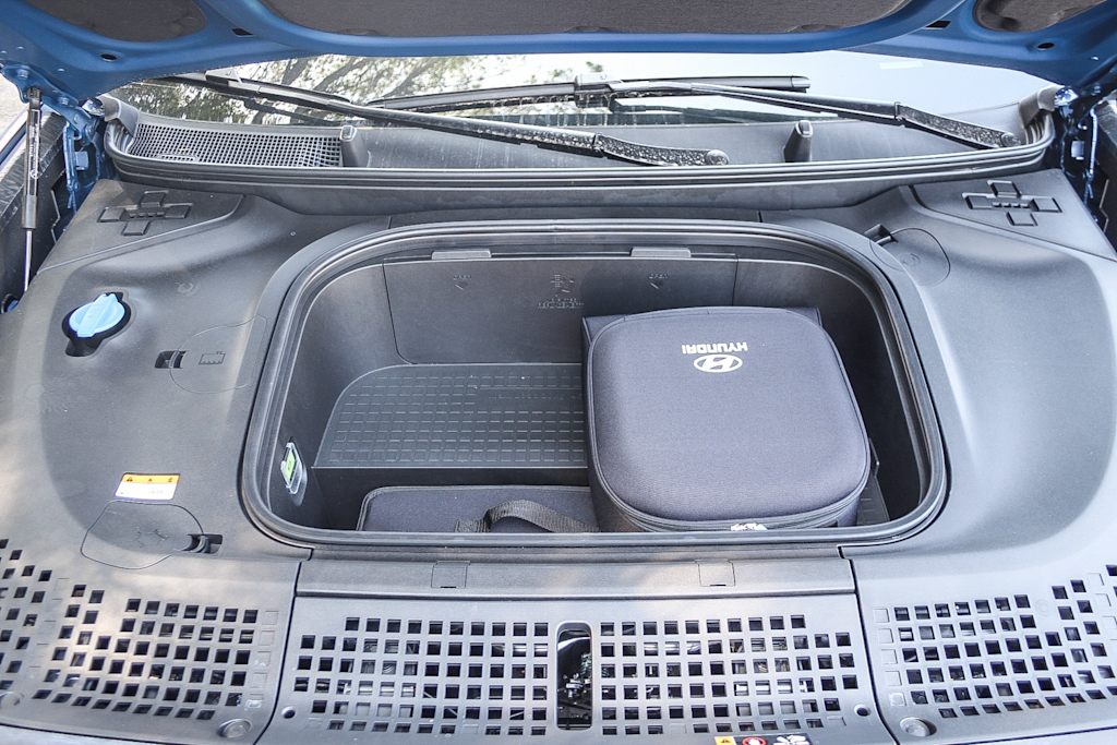 Thumbnail: 2026 Hyundai Ioniq - 8