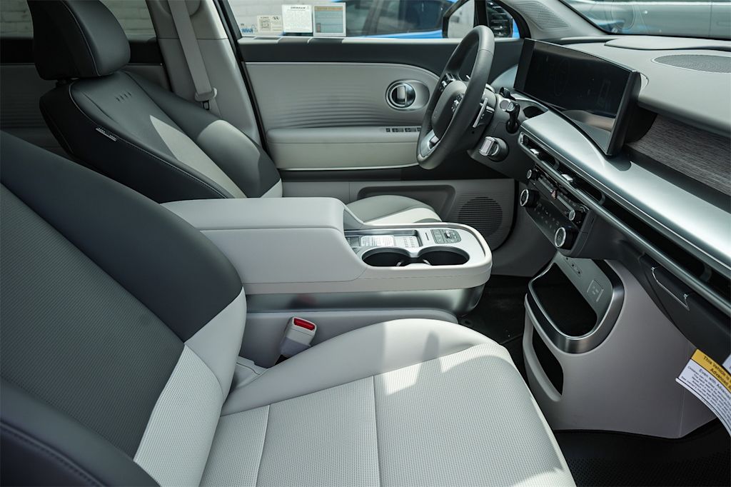 Thumbnail: 2026 Hyundai Ioniq - 10