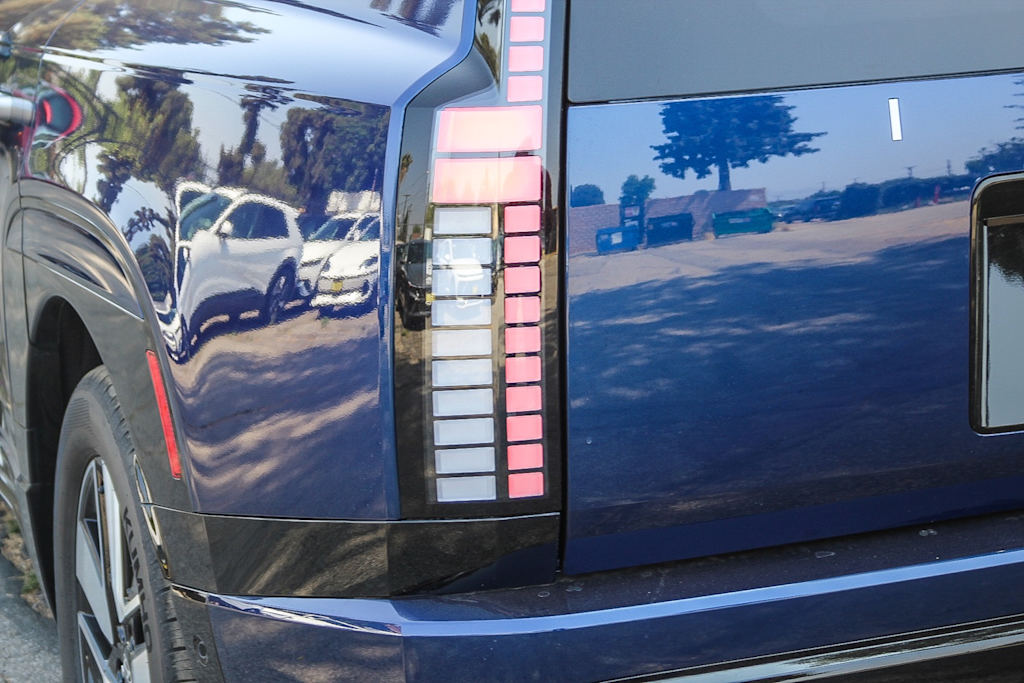 Thumbnail: 2026 Hyundai Ioniq - 19