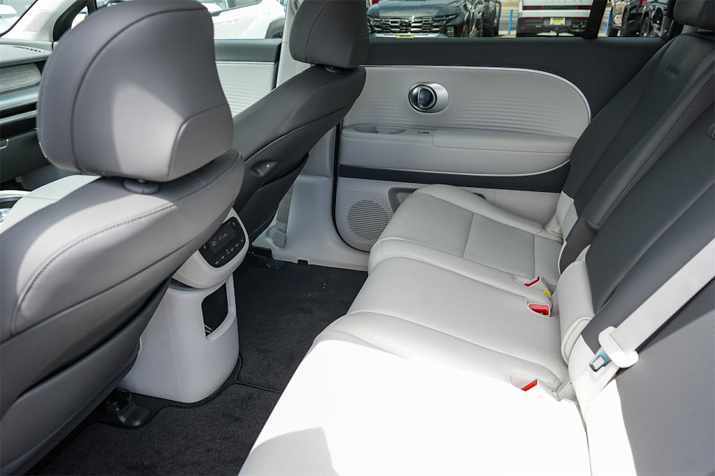 Thumbnail: 2026 Hyundai Ioniq - 12