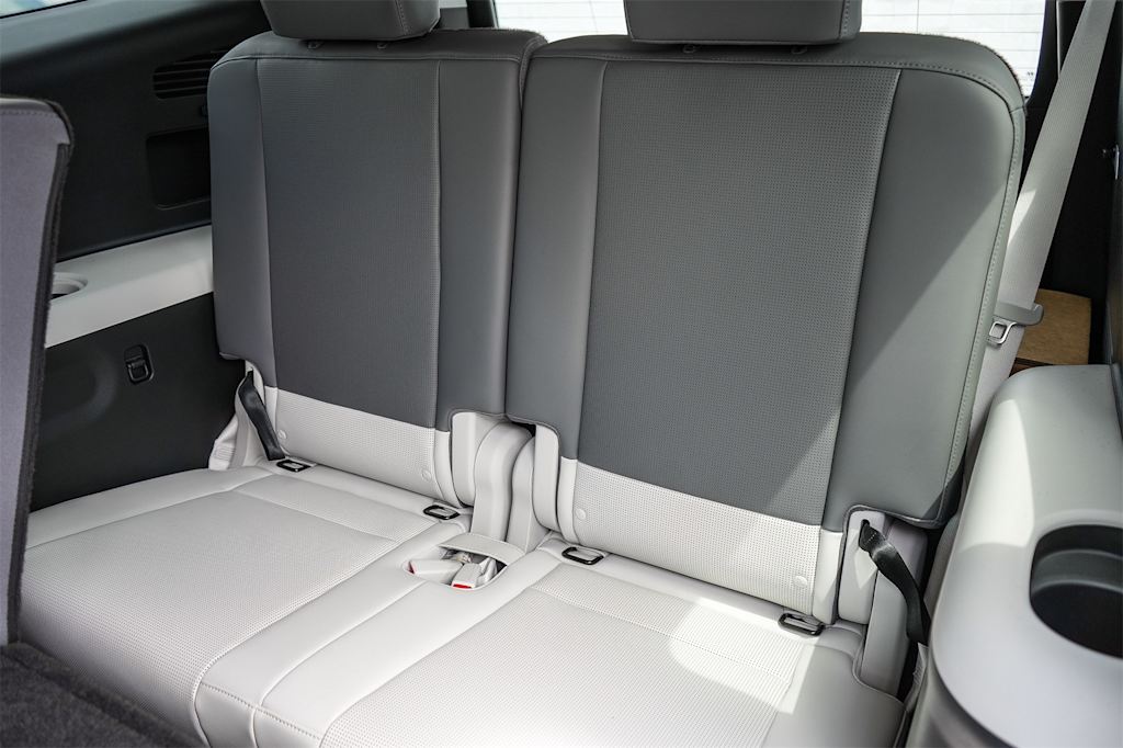 Thumbnail: 2026 Hyundai Ioniq - 24