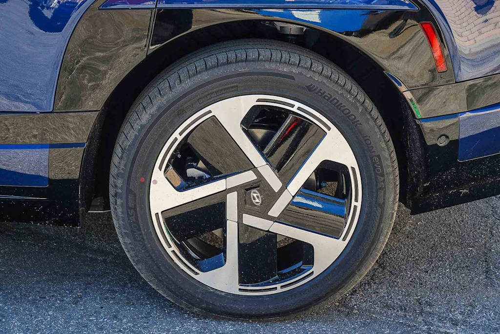 Thumbnail: 2026 Hyundai Ioniq - 20