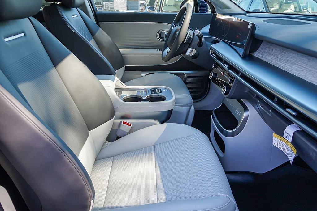 Thumbnail: 2026 Hyundai Ioniq - 10