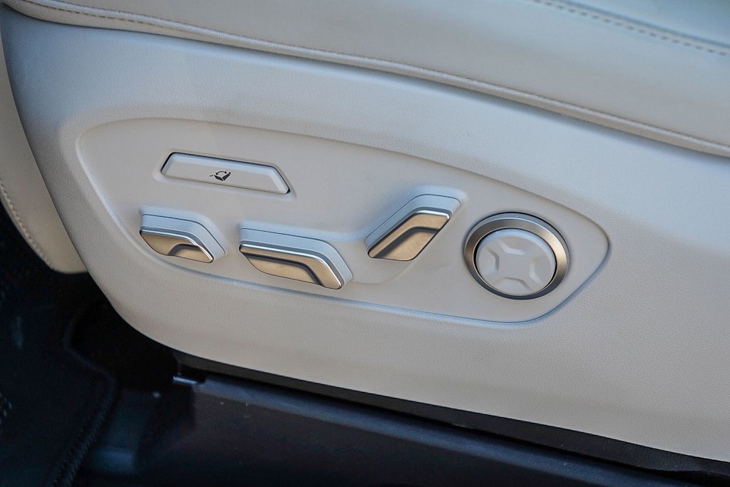 Thumbnail: 2026 Hyundai Ioniq - 27