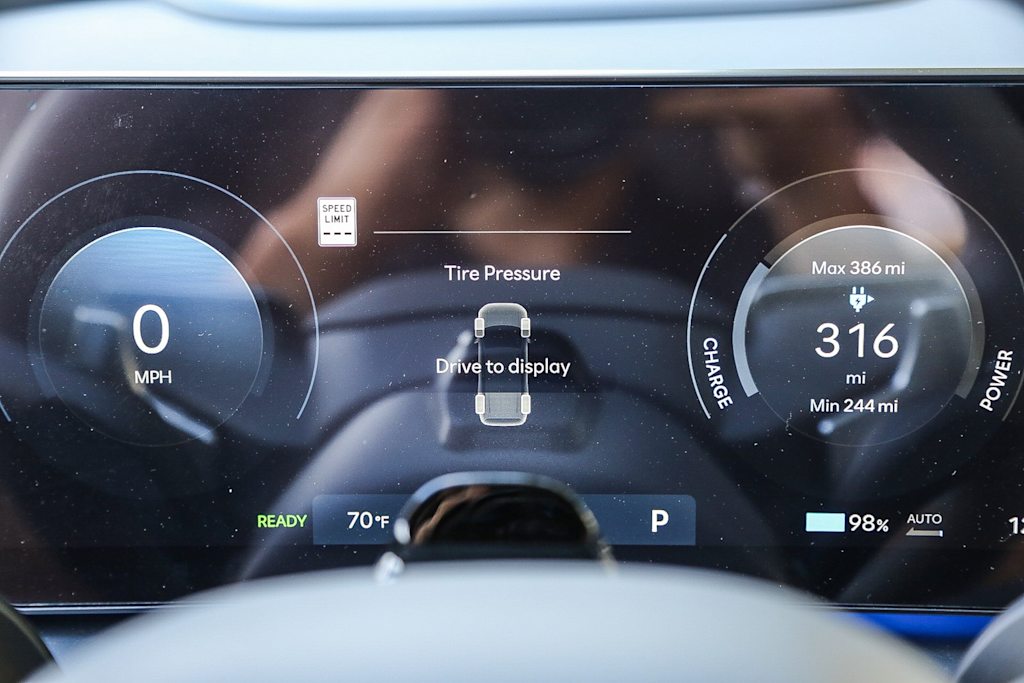 Thumbnail: 2026 Hyundai Ioniq - 24