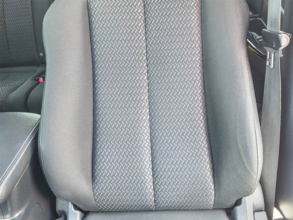 Thumbnail: 2019 Mitsubishi Eclipse Cross - 26