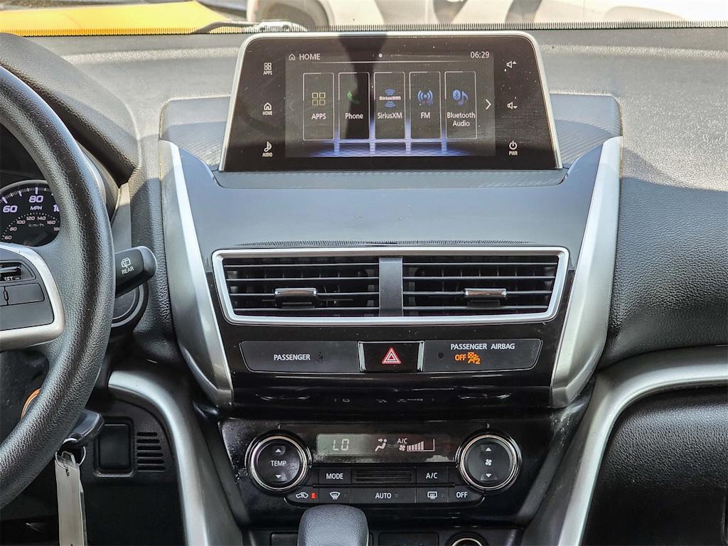 Thumbnail: 2019 Mitsubishi Eclipse Cross - 12